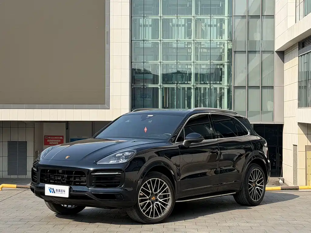 Porsche Cayenne 2021
