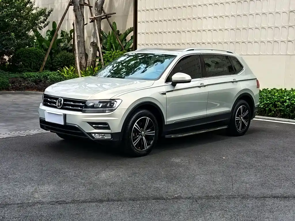 Volkswagen Tiguan L 2020
