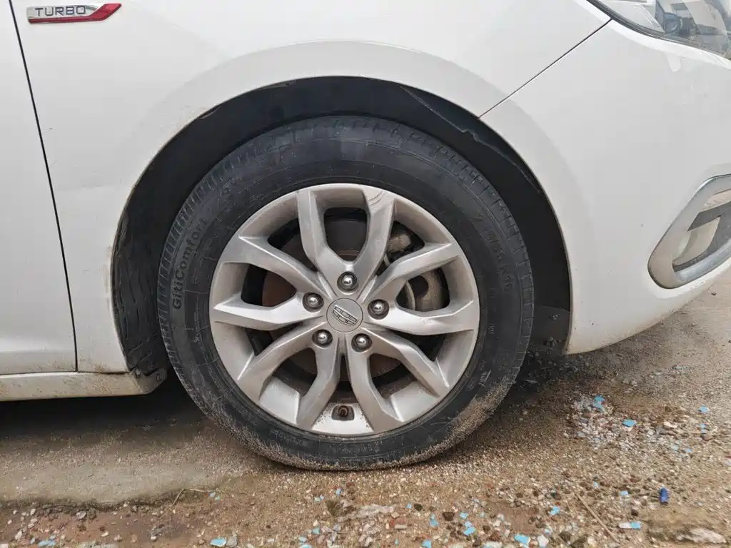 Geely Emgrand GL — миниатюра 8