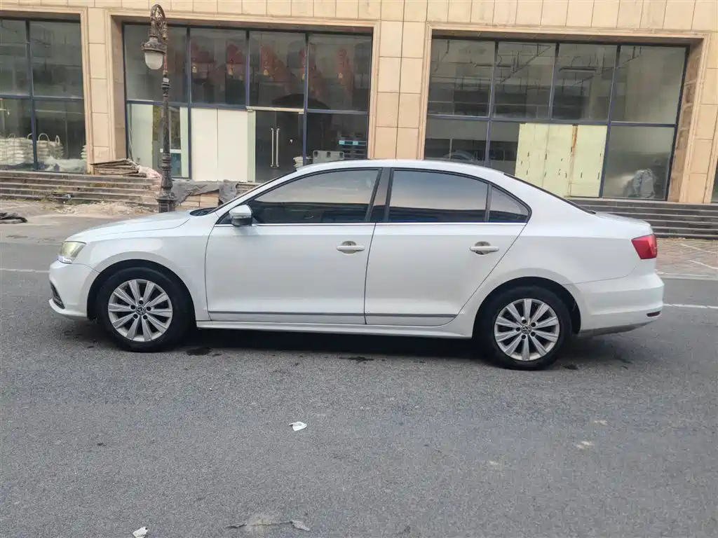Volkswagen Sagitar — миниатюра 4