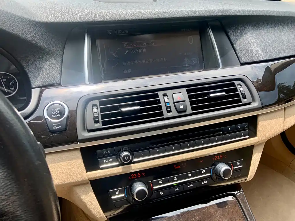 BMW 5 Series — миниатюра 9