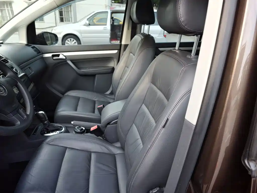 Volkswagen Touran — миниатюра 16