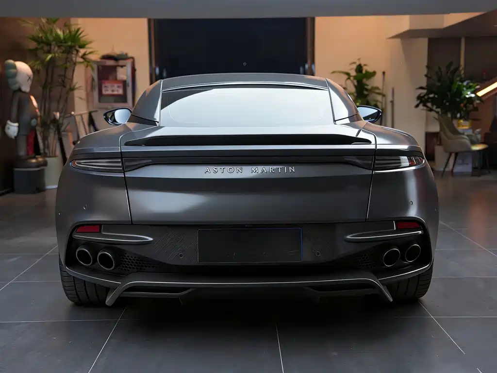 Aston Martin DBS 2019 DBS Superleggera V12 Coupe