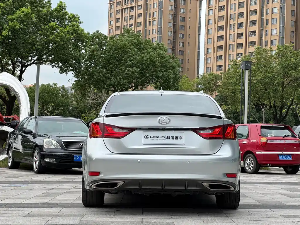 Lexus GS — миниатюра 5