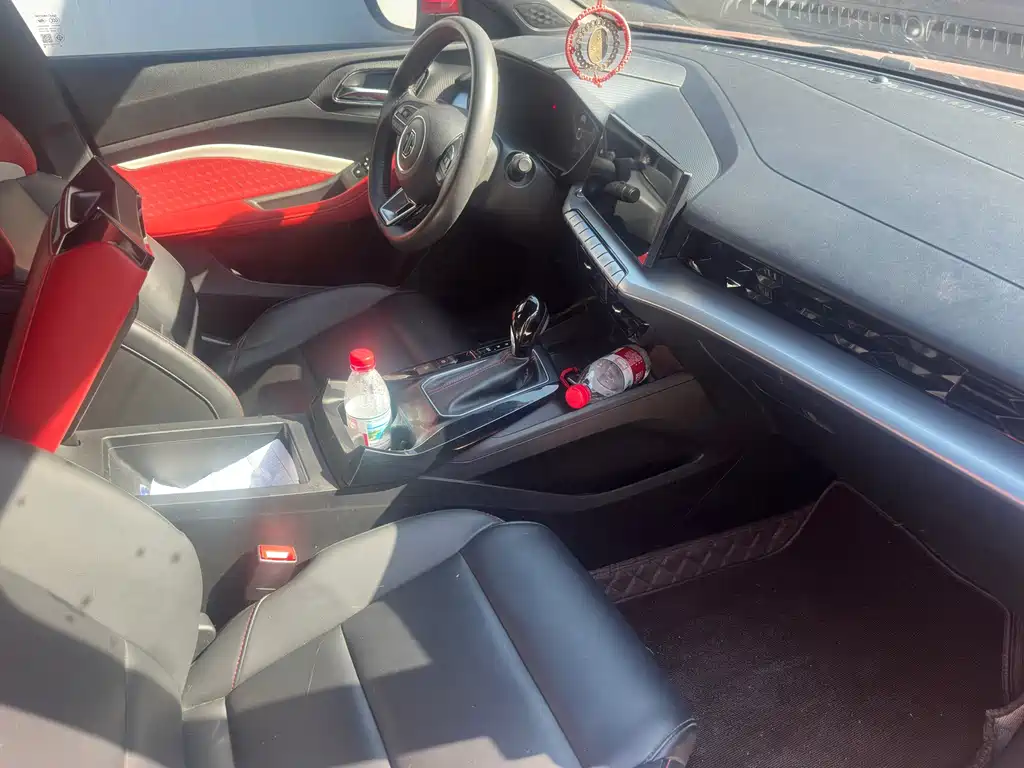 MG MG5 — миниатюра 4