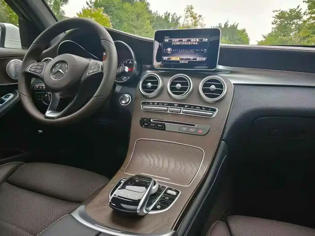 Mercedes-Benz GLC — миниатюра 5