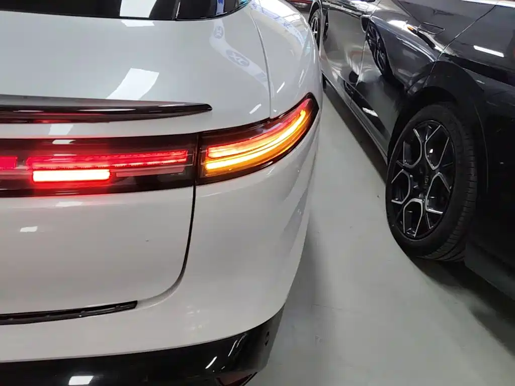 Fengxing Xinghai S7 — миниатюра 8