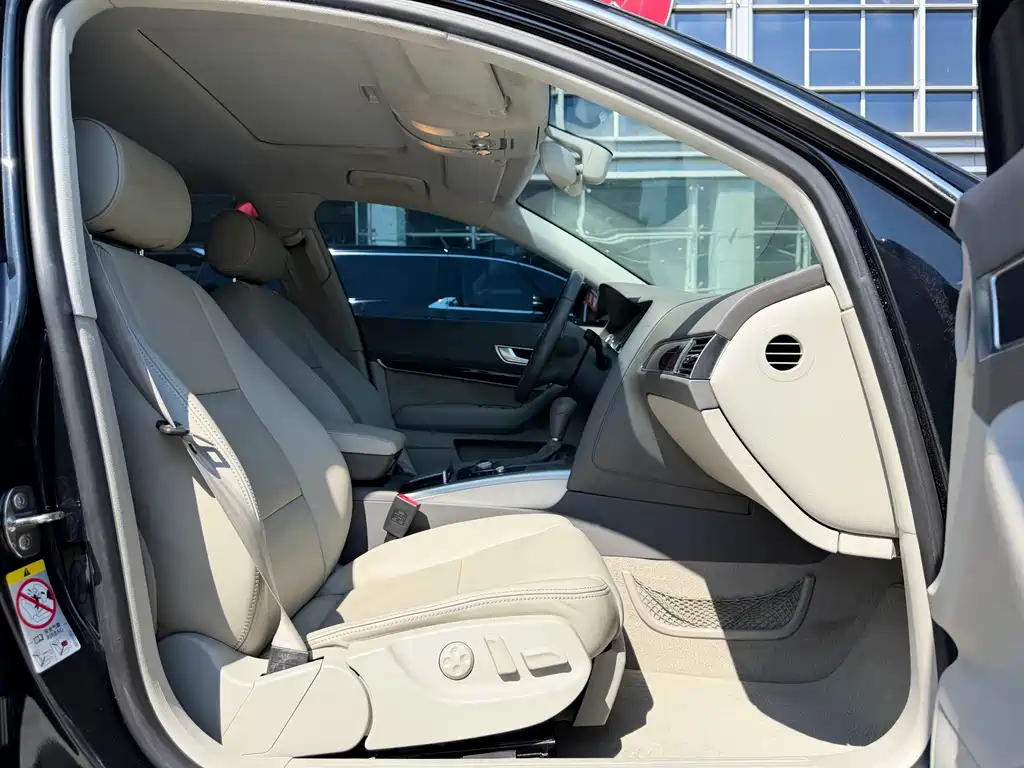 Audi A6L — миниатюра 7