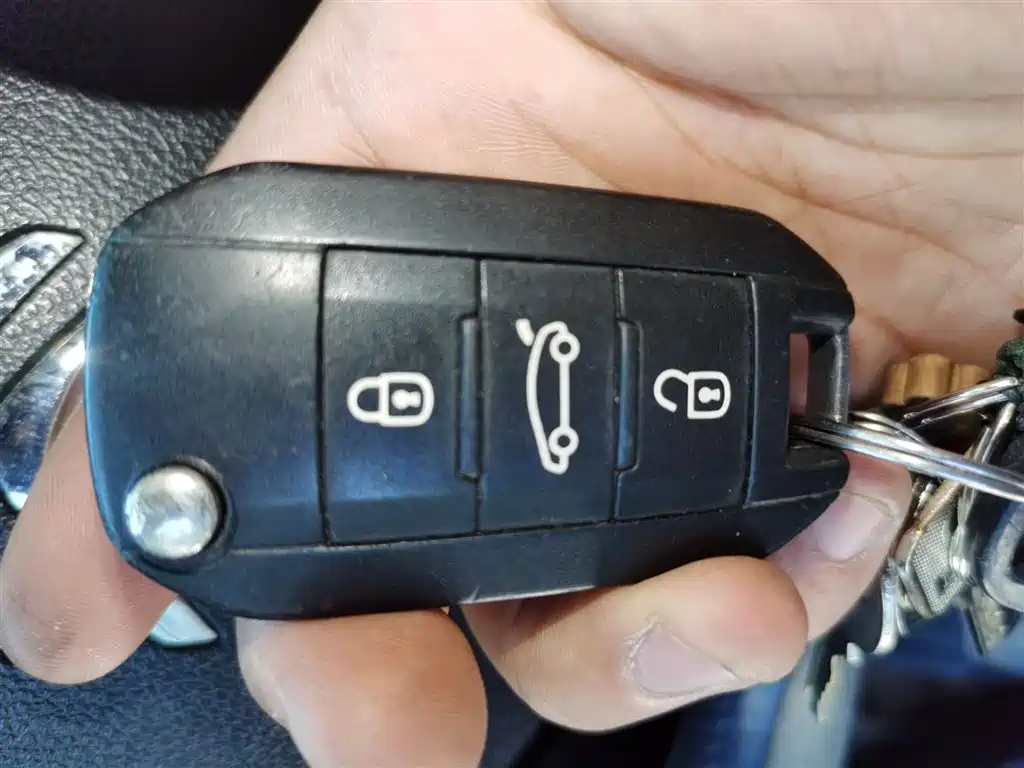 Citroen C3-XR 2015 1.6L AT
