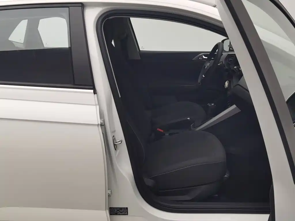 Volkswagen Polo — миниатюра 23