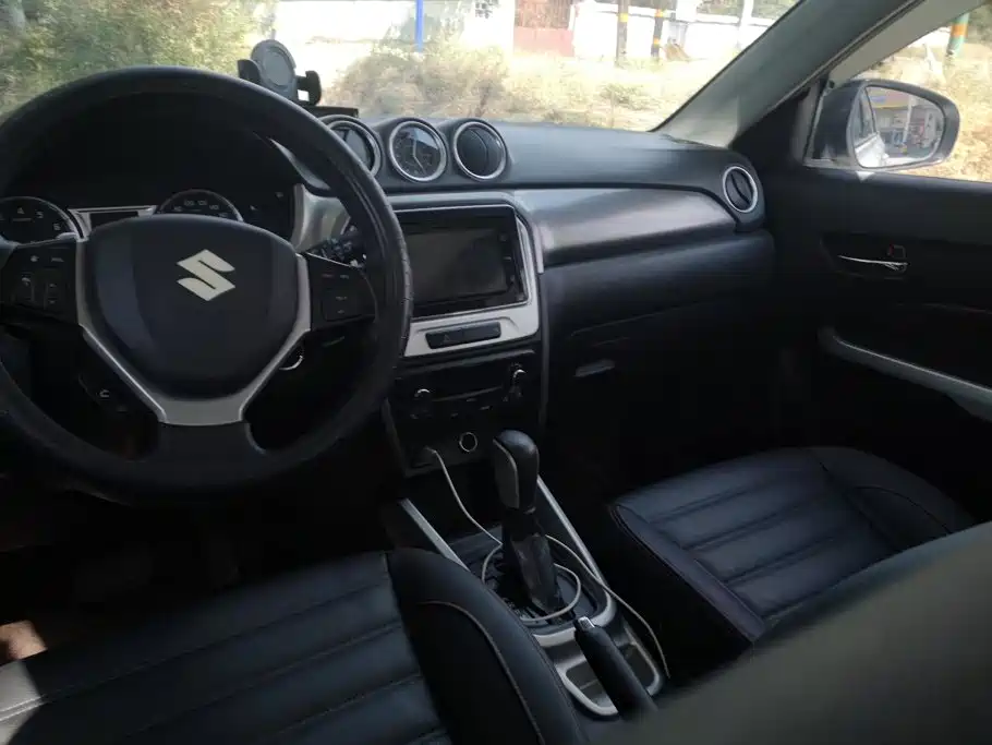 Suzuki Vitara — миниатюра 12