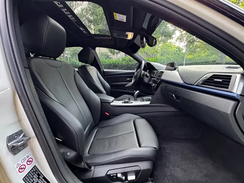 BMW 3 Series - фото 17