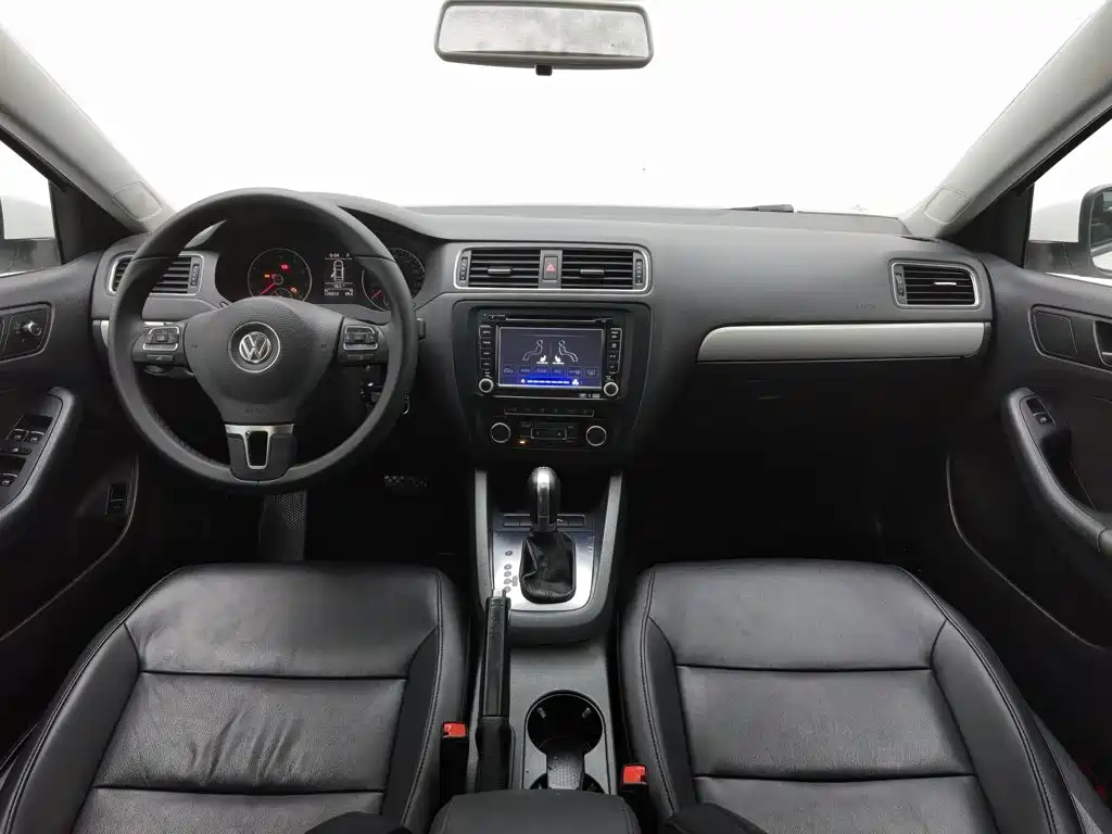 Volkswagen Sagitar — миниатюра 5