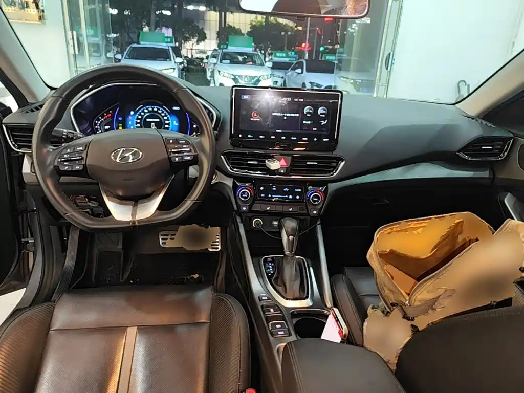 Hyundai Fista — миниатюра 10