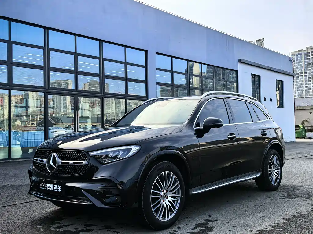 Mercedes-Benz GLC 2025