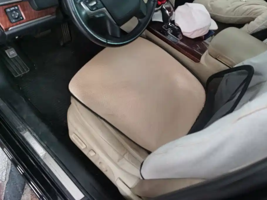 Toyota Crown — миниатюра 9