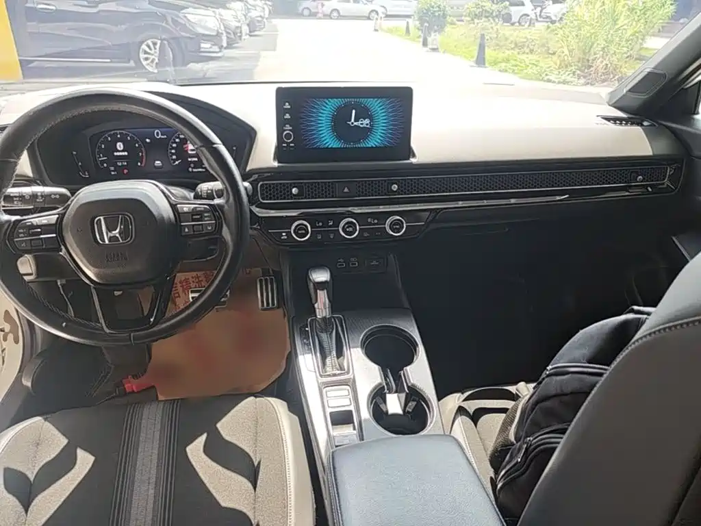 Honda Civic — миниатюра 10