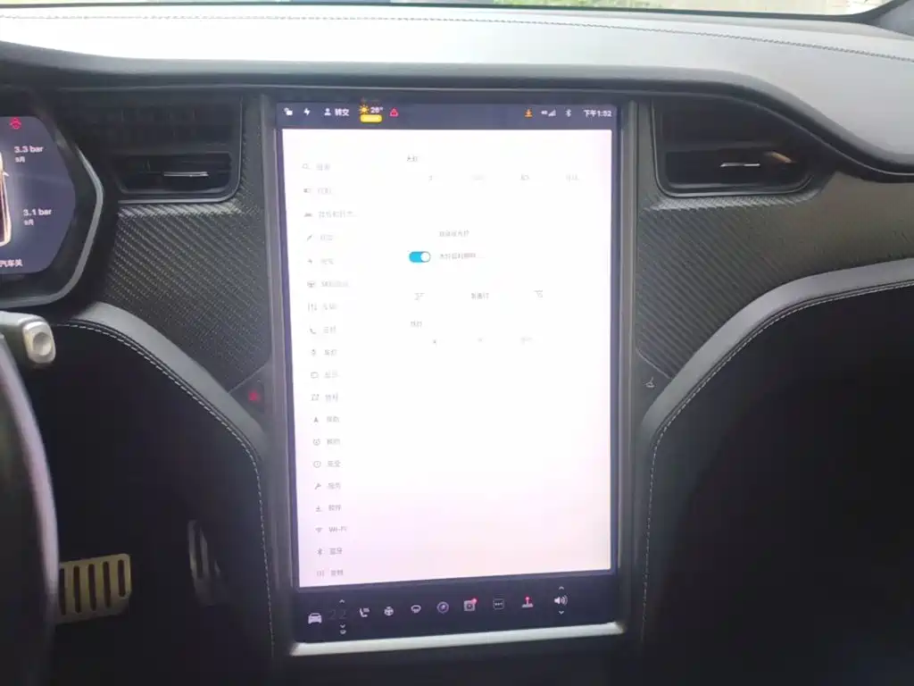 Tesla Model X — фотографии объявления, Фото 13