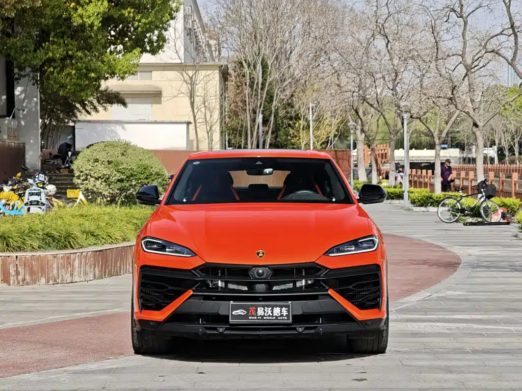 Lamborghini Urus SE 2025 4.0T Standard