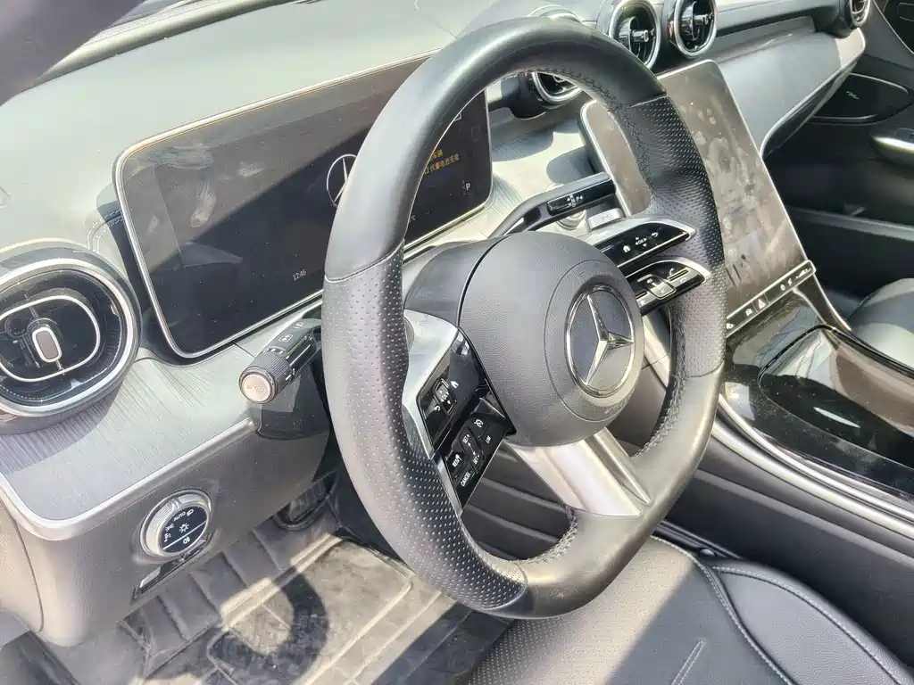 Mercedes-Benz C-Class — миниатюра 10