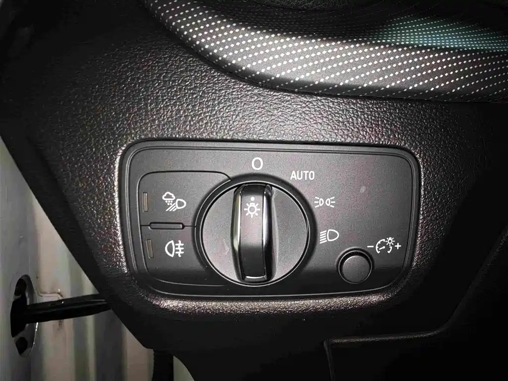 Audi Q2L — миниатюра 11