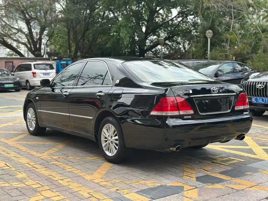 Toyota Crown 2006 2.5L Royal