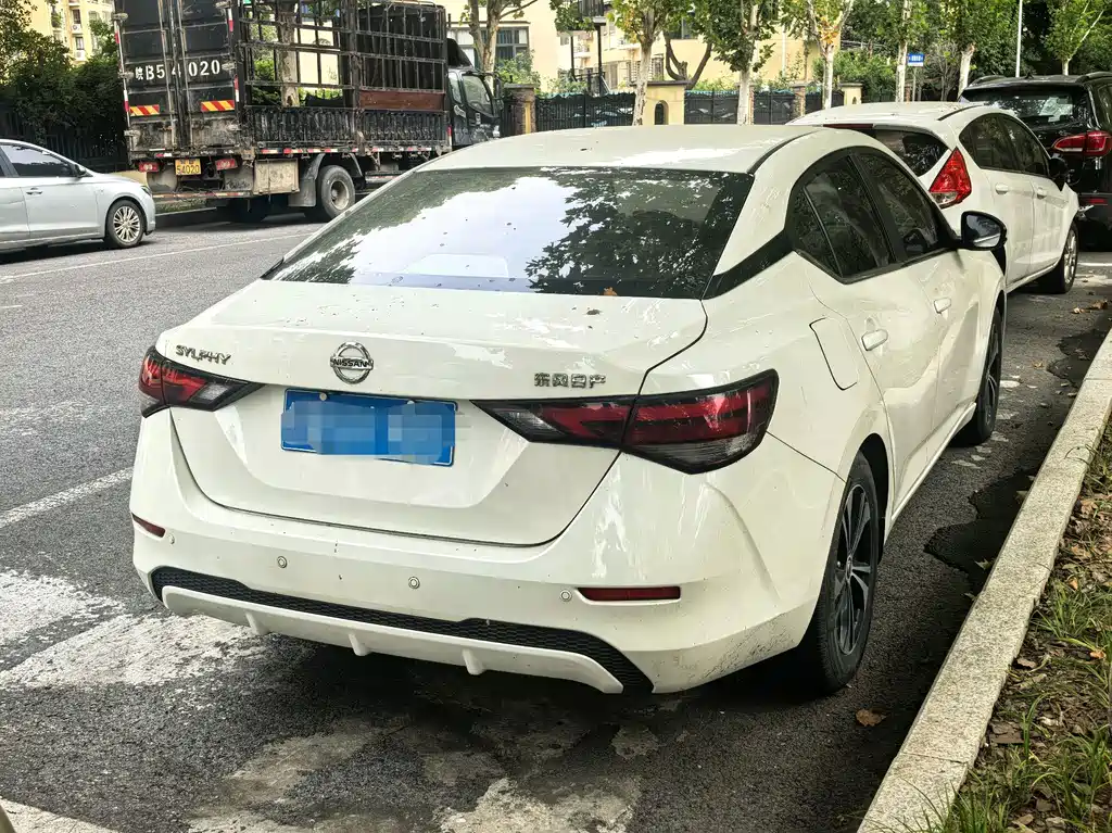 Nissan Sylphy — миниатюра 4