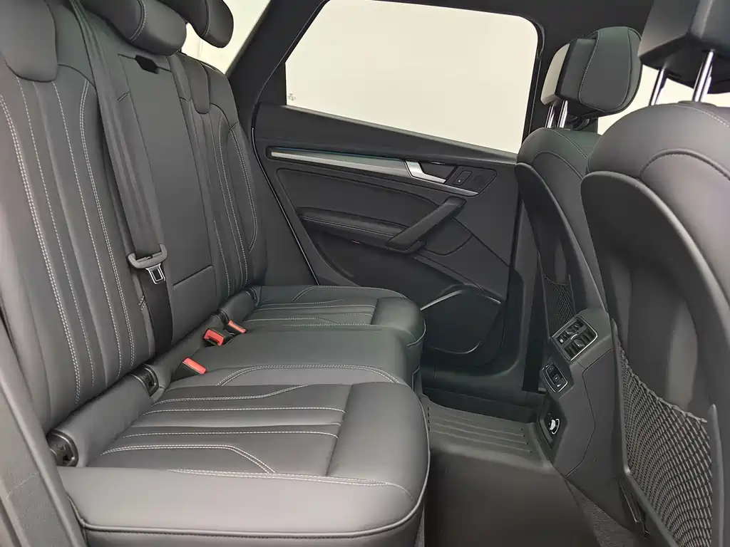 Audi Q5L — миниатюра 20