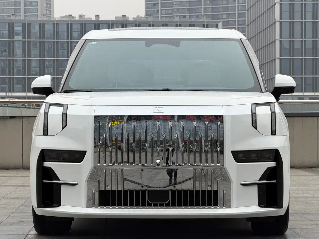 ZEEKR EXTREME KRYPTON 009