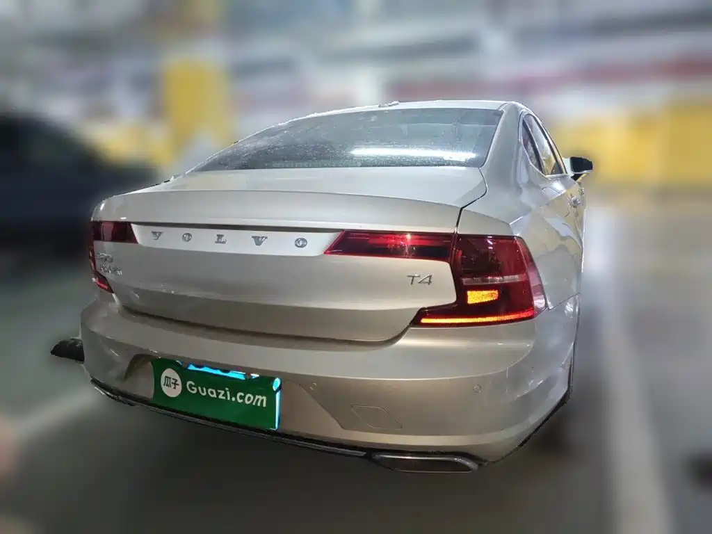 Volvo S90 — миниатюра 4