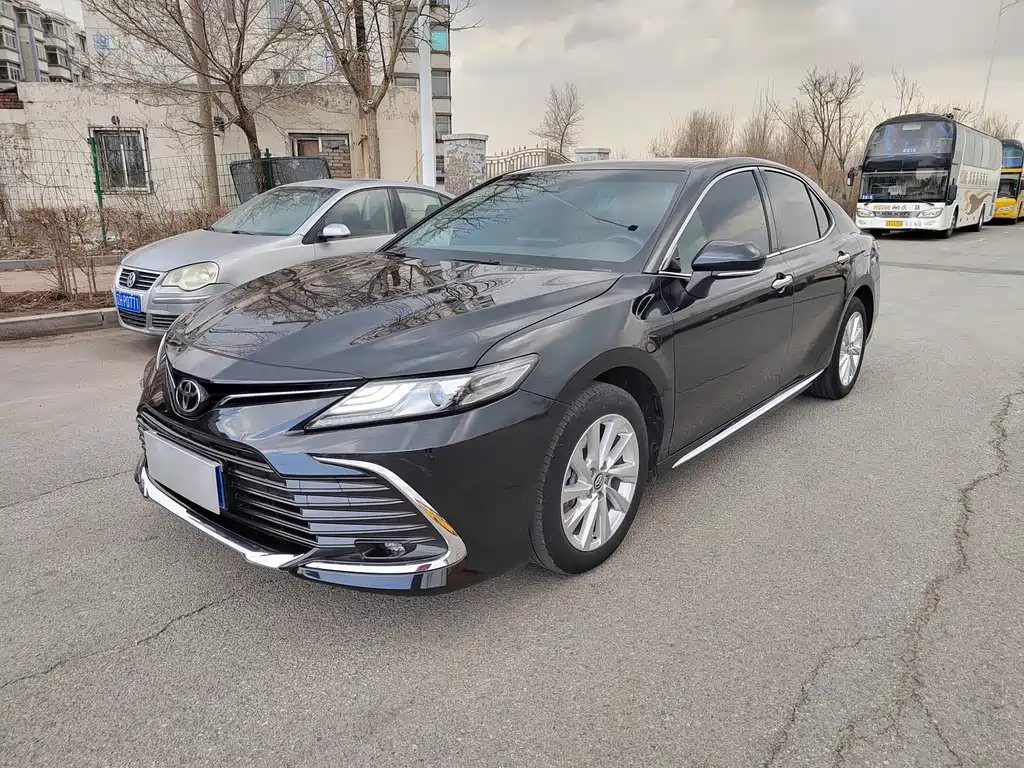 Toyota Camry 2023