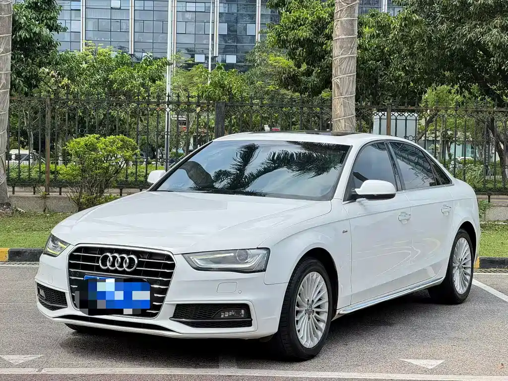 Audi A4L 2016