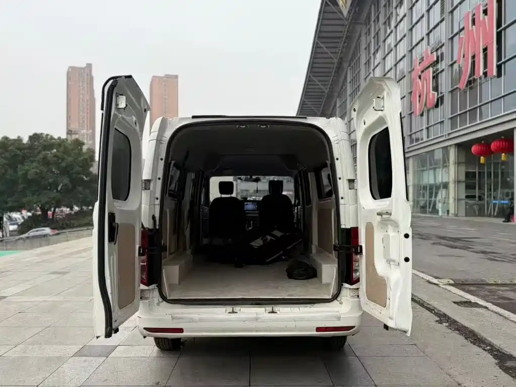 CHANGAN CROSS STAR V7 EV