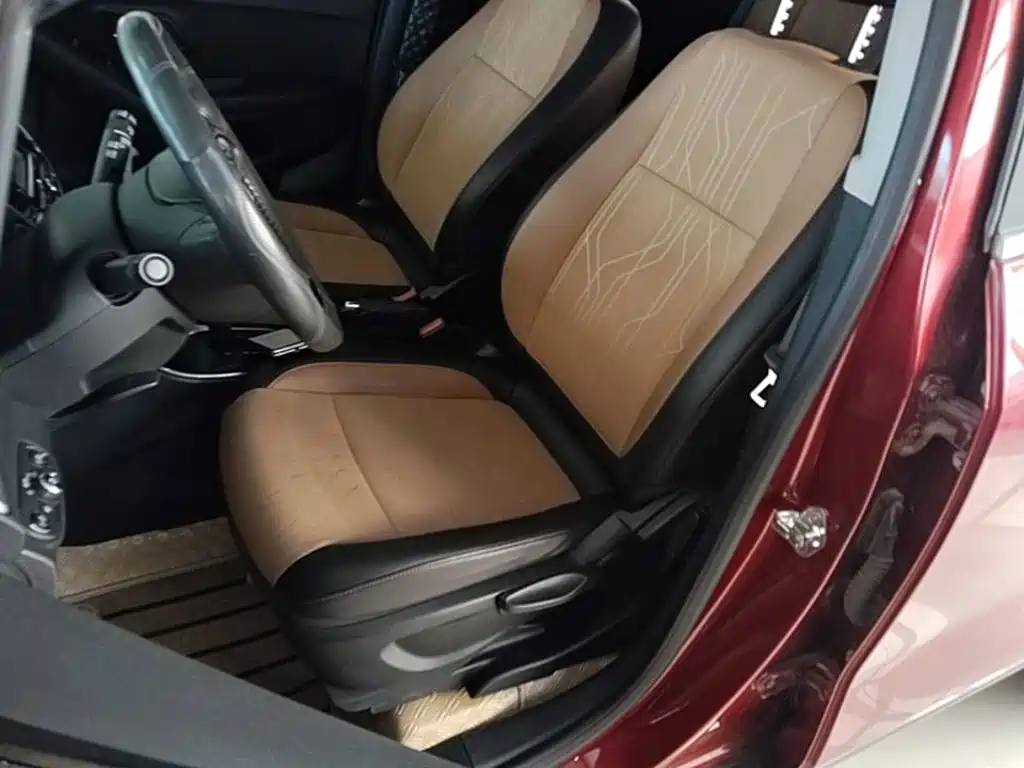 Chevrolet Trax — миниатюра 15