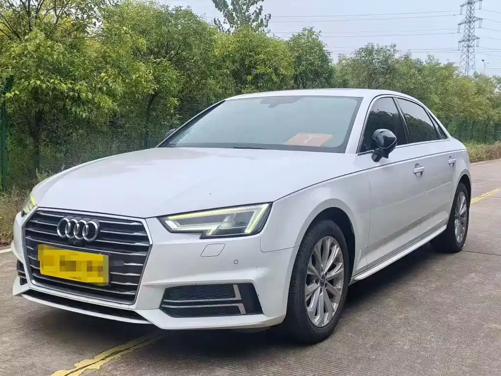Audi A4L 2019 40 TFSI VI