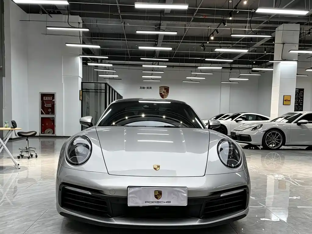 Porsche 911