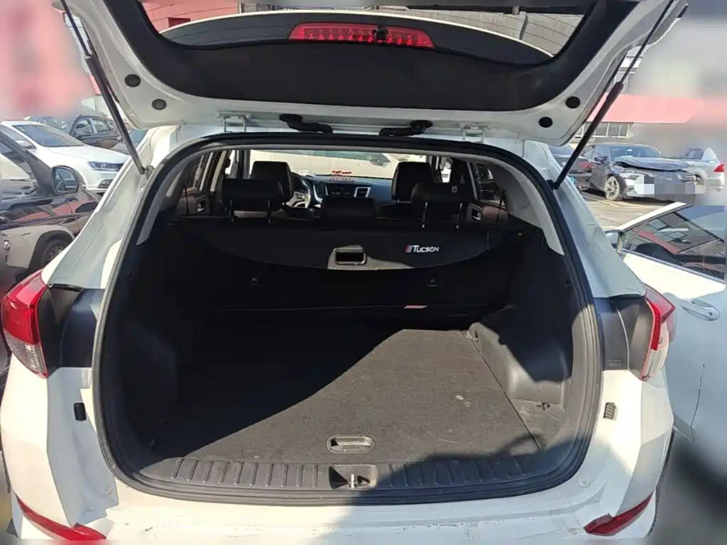 Hyundai Tucson — миниатюра 24