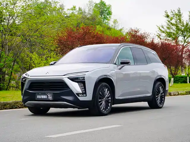 NIO NIO ES8 2021