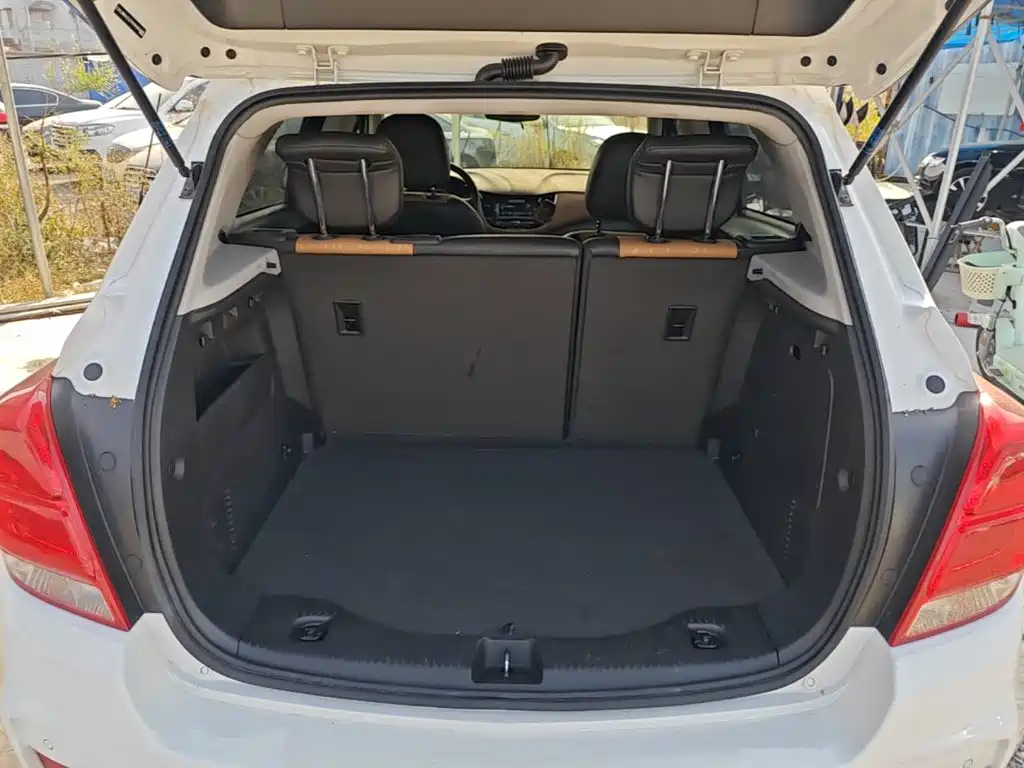 Chevrolet Trax — миниатюра 19