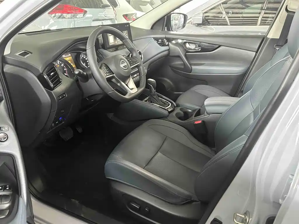 Nissan Qashqai — миниатюра 14