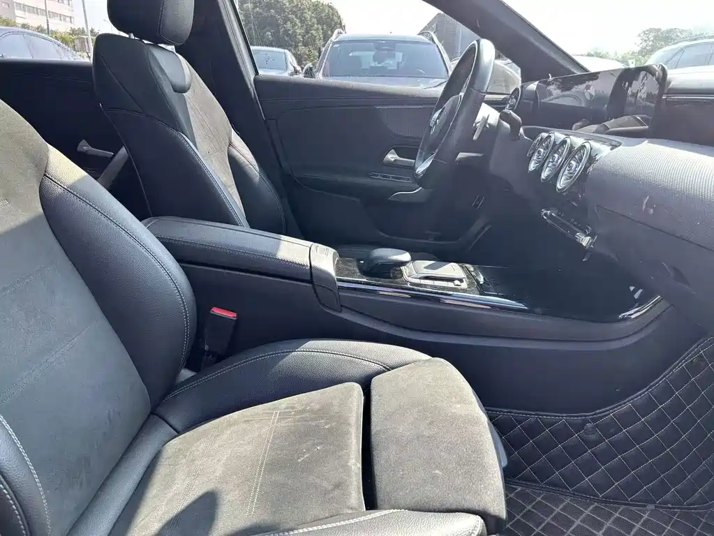 Mercedes-Benz A-Class — миниатюра 15