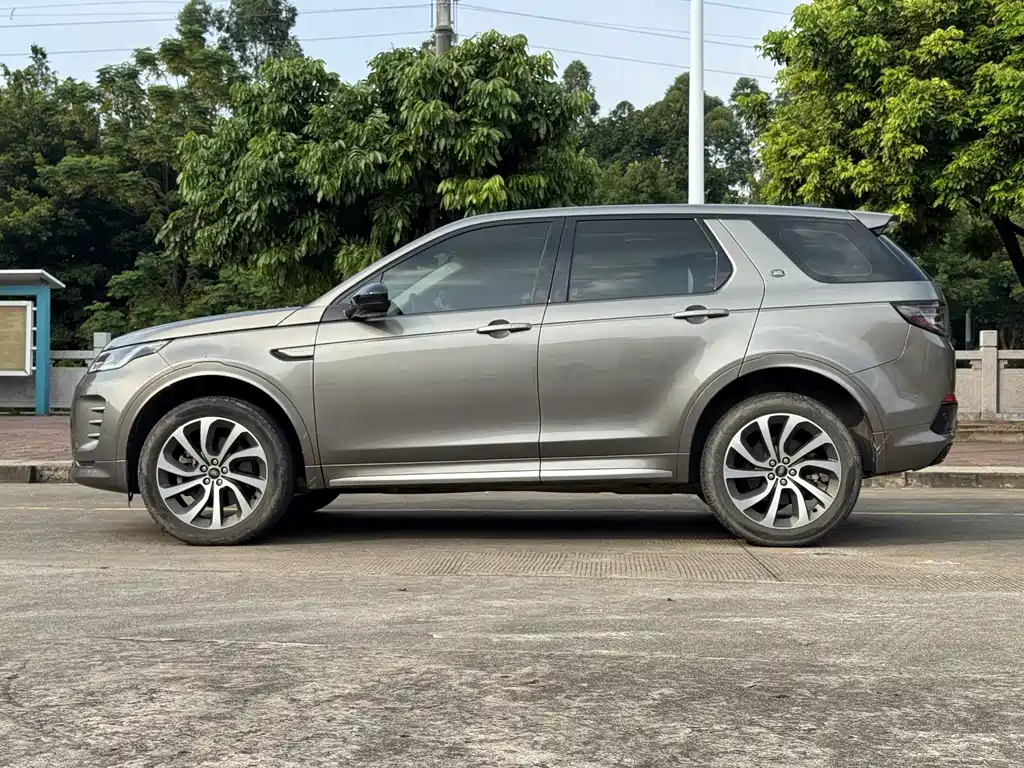Land Rover Discovery Sport — миниатюра 2