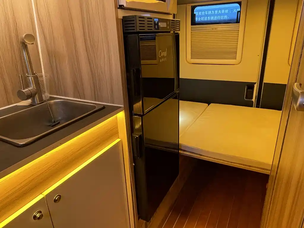 Maxus V90 RV — миниатюра 18