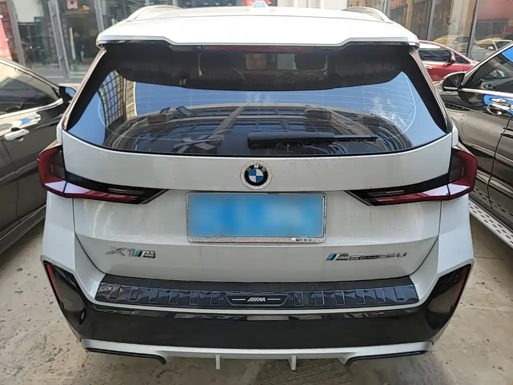 BMW X1 — миниатюра 6