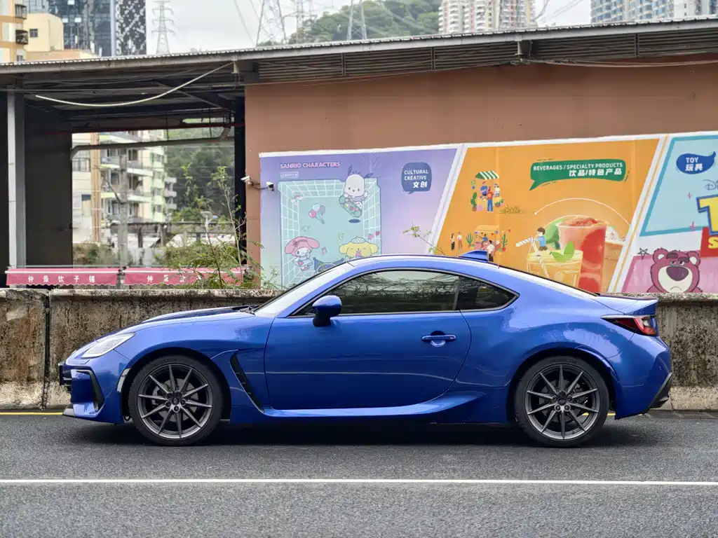 SUBARU BRZ