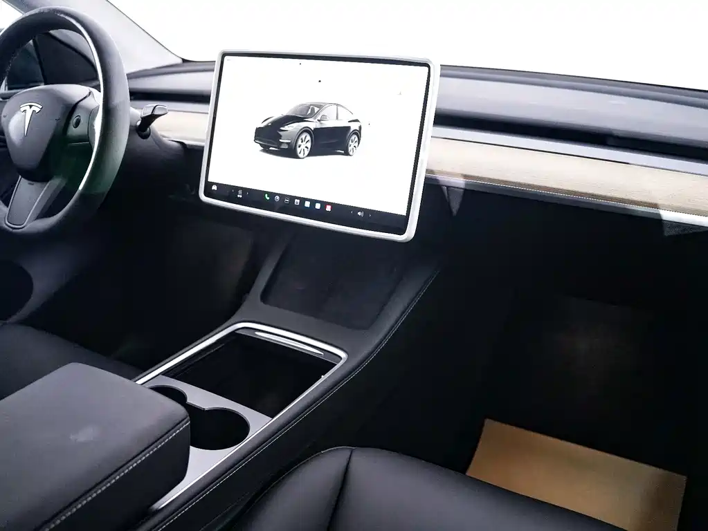 Tesla Model Y — фотографии объявления, Фото 18