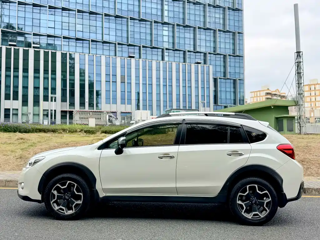 Subaru XV — миниатюра 3