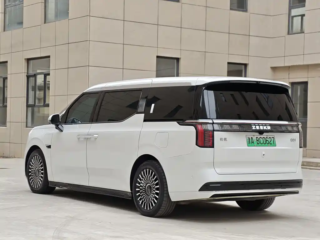 ZEEKR EXTREME KRYPTON 009