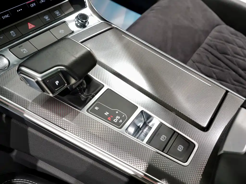 Audi A6L — миниатюра 11