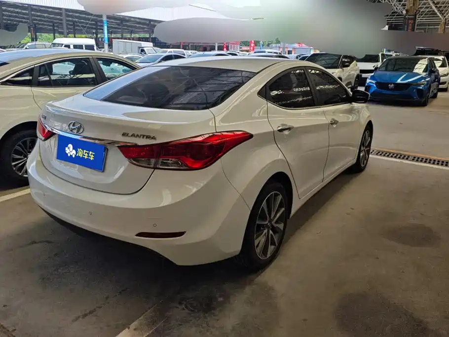 Hyundai Elantra Langdong — миниатюра 3